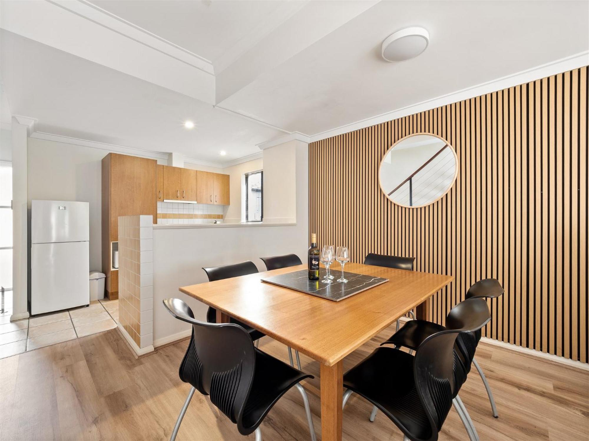 Margs Central Stay Margaret River ภายนอก รูปภาพ